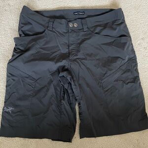 Arc’teryx Rampart Hiking Shorts Size 38